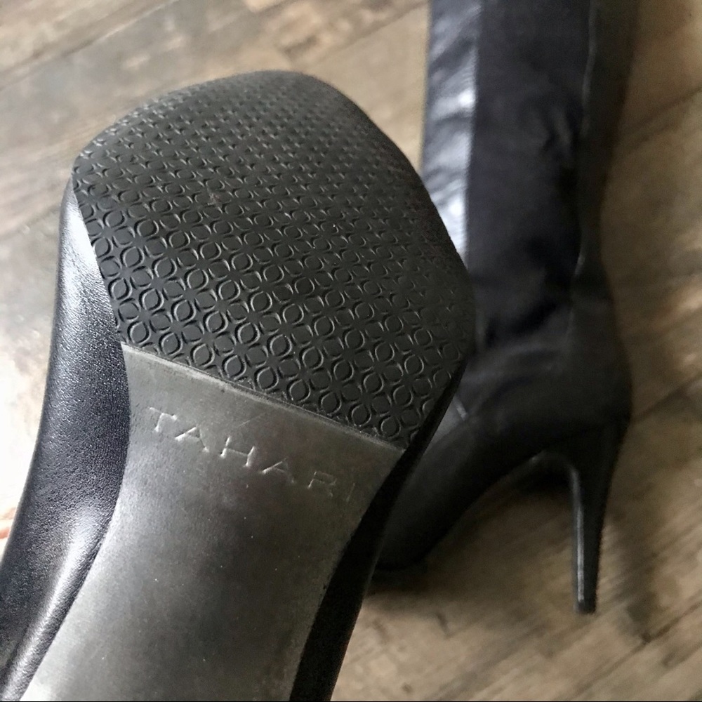 Tahari Black Leather Pull On High Heeled Boots 7 - Picture 4 of 16